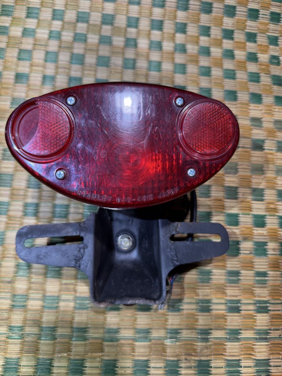 ☆W650/輸出仕様テールランプブラケット/Kawasaki/メーカー純正部品