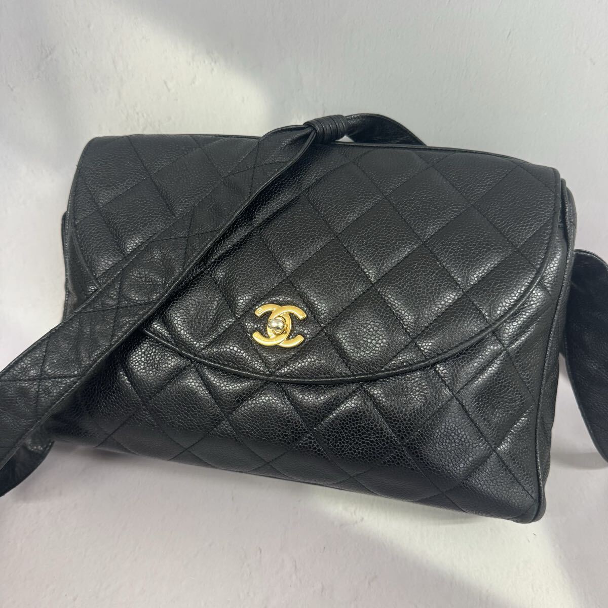 シャネル CHANEL ウエストポーチ A94102 マトラッセ/バナーヌ レザー