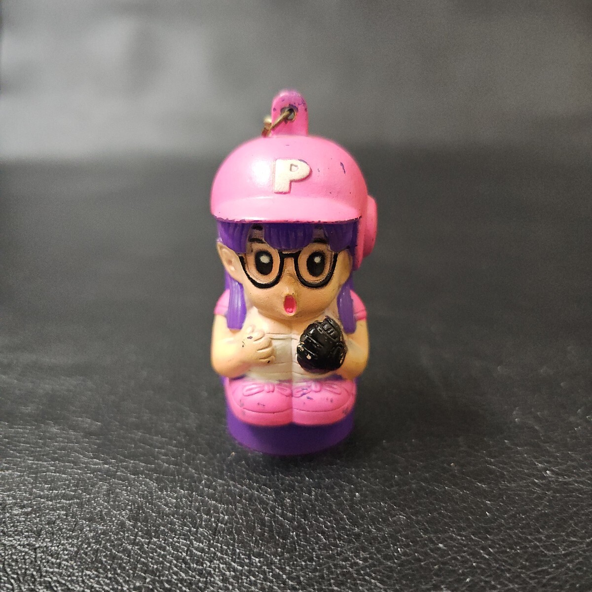 新品】Dr.スランプ アラレちゃん キーホルダー 則巻アラレ 鳥山明の