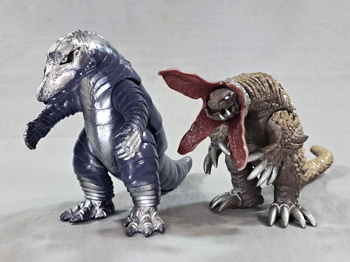 ウルトラマンパワード コンプリート パワードモンスター 怪獣 ソフビ