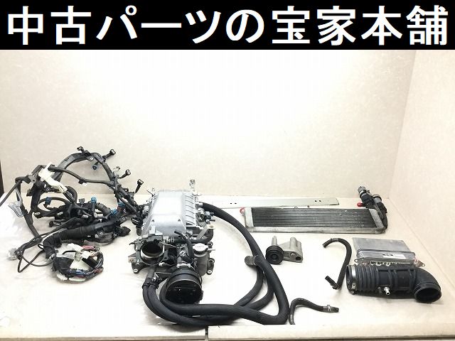 トムス スーパーチャージャー用インマニ‼️ TY030 UZS186 3UZ