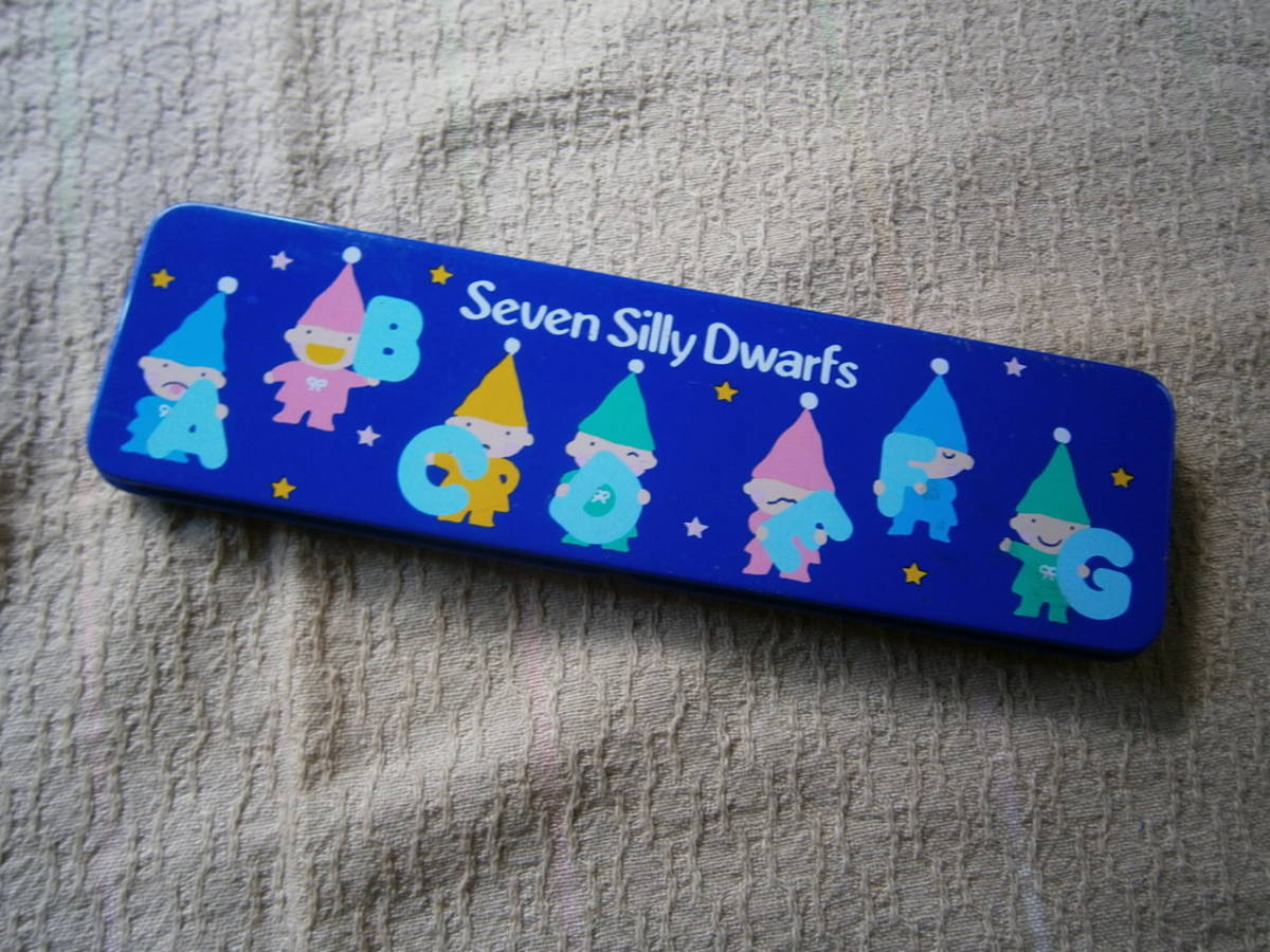 □□セブンシリードワーフ□Seven Silly Dwarfs□ペンケース□筆箱□缶