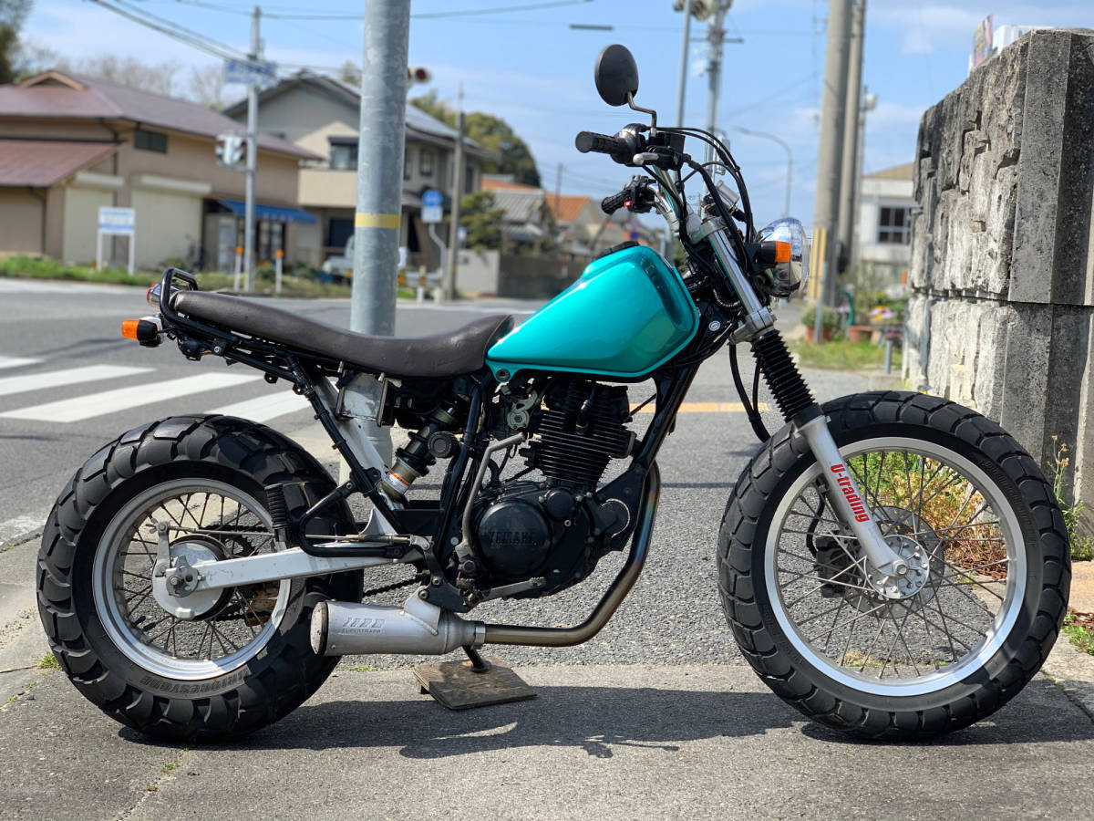 ☆ 注目 ☆ セル始動OK 王道カスタム TW200 お洒落なグリーン スパトラ ☆ 注目 ☆ セル始動OK 王道カスタム TW200 お洒落なグリーン スパトラ