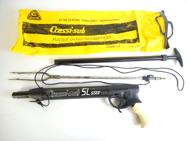 ジャンク品 Cressi Sub 水中銃 スピアガン の落札情報詳細 ヤフオク落札価格情報 オークフリー スマートフォン版