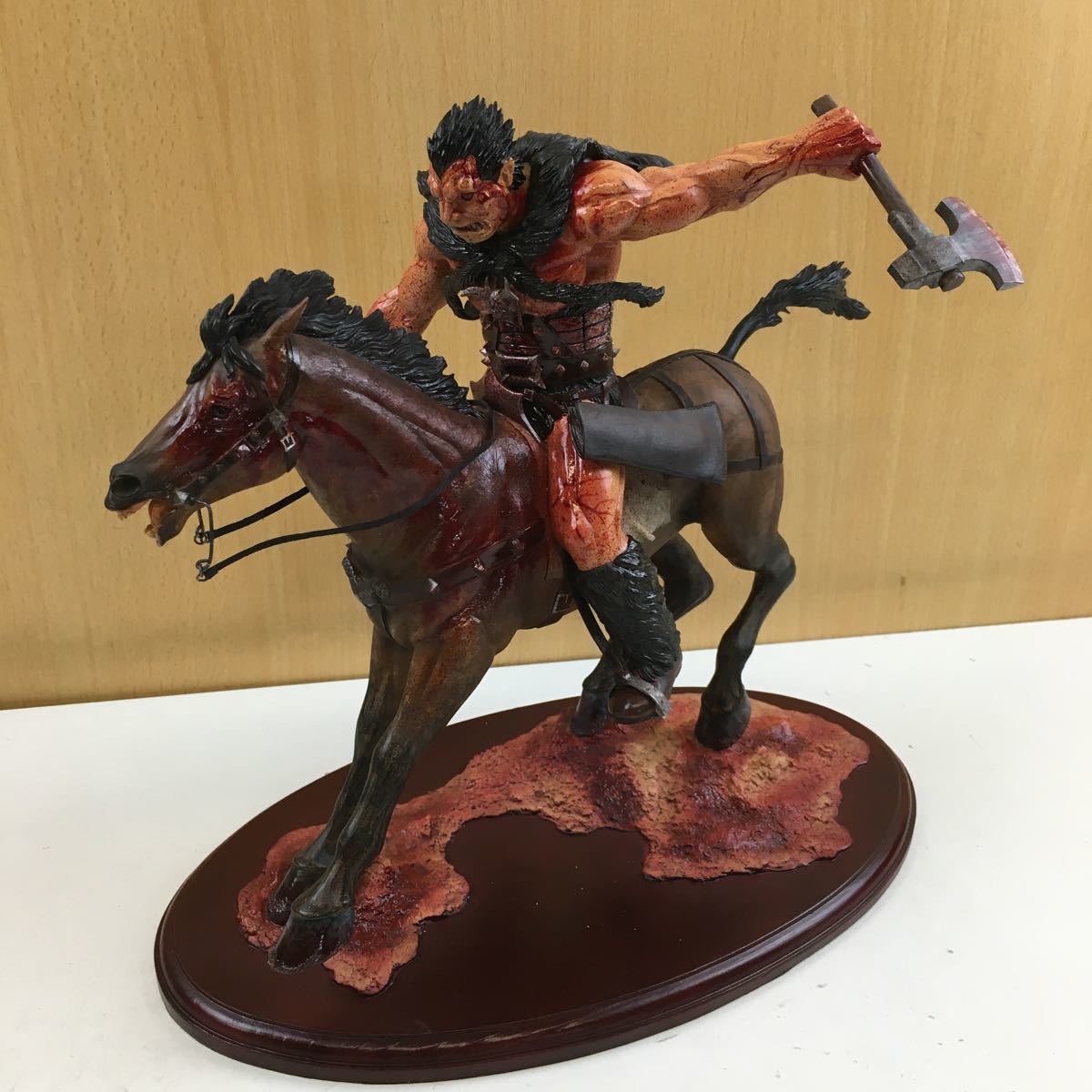346 ベルセルク 戦馬 ゾッド フィギュア 置物 1 10スケール 騎乗 の落札情報詳細 ヤフオク落札価格情報 オークフリー スマートフォン版