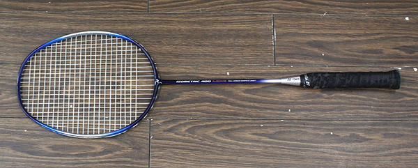 YONEX ヨネックス ISOMETRIC 400 LONG バトミントンラケット