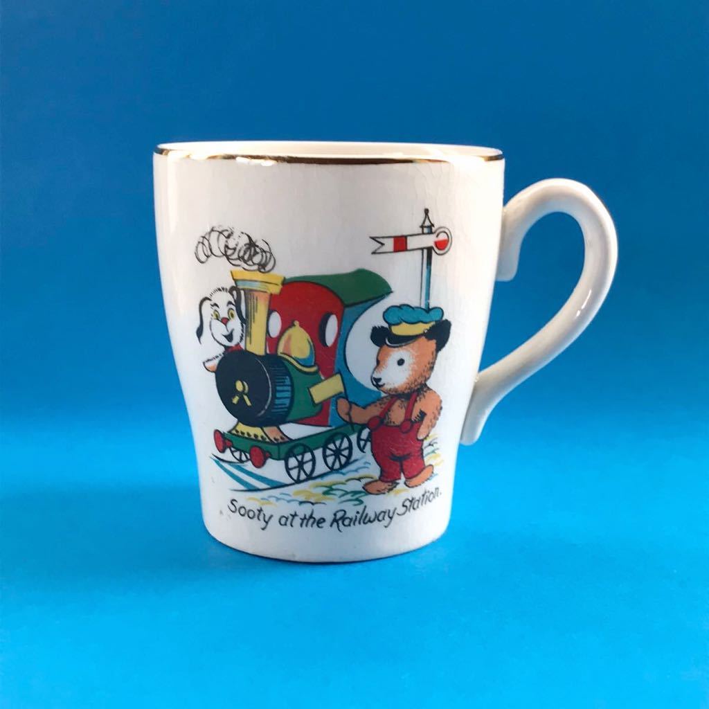 【アンティーク】 スーティーベア マグカップ 7cm 送料込！◇イギリス製 スーティー Sooty 陶器製 マグ ◇ティディベア