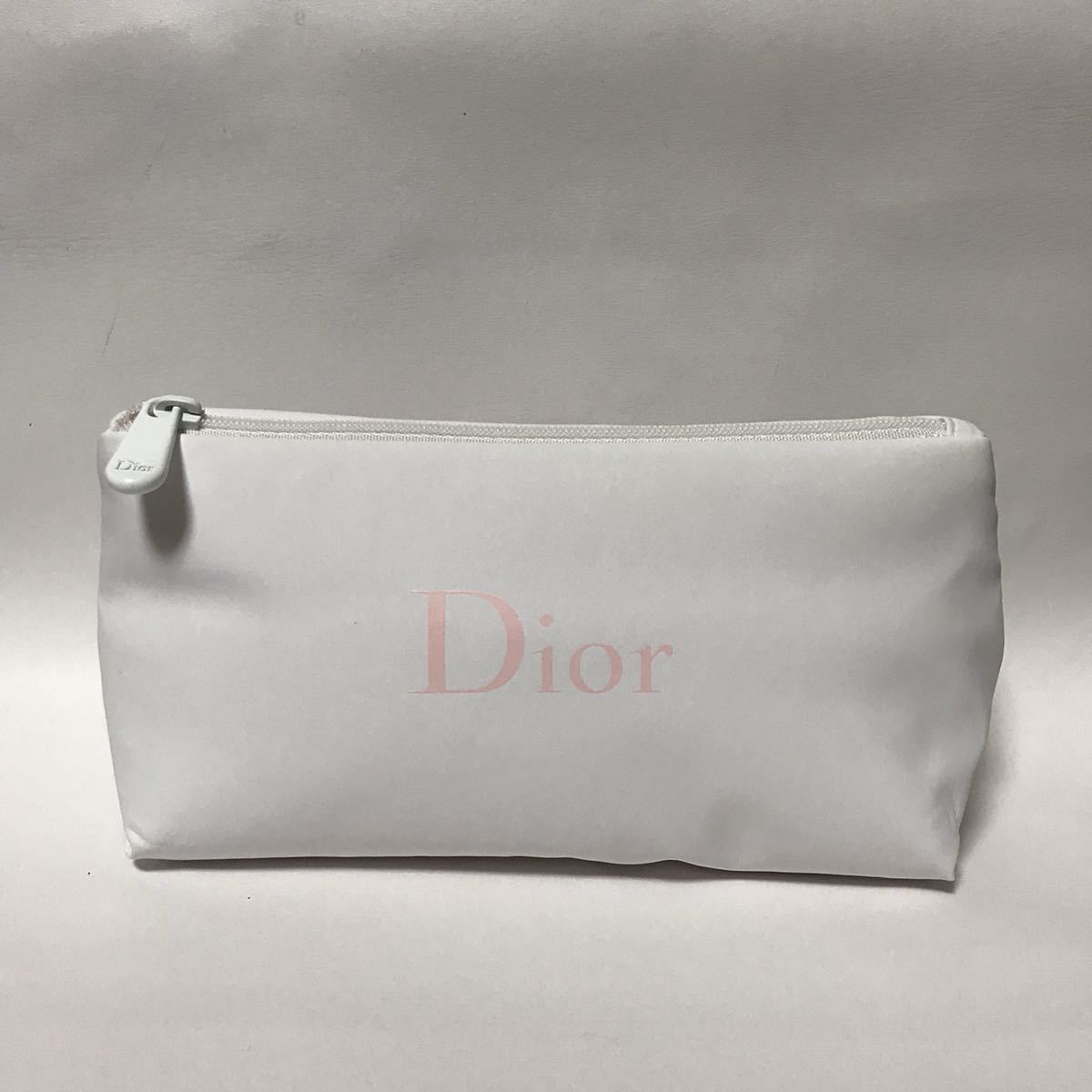 新品 未使用 ディオール ピンクロゴ 化粧ポーチ Dior ホワイト ノベルティコスメポーチ の落札情報詳細 ヤフオク落札価格情報 オークフリー スマートフォン版