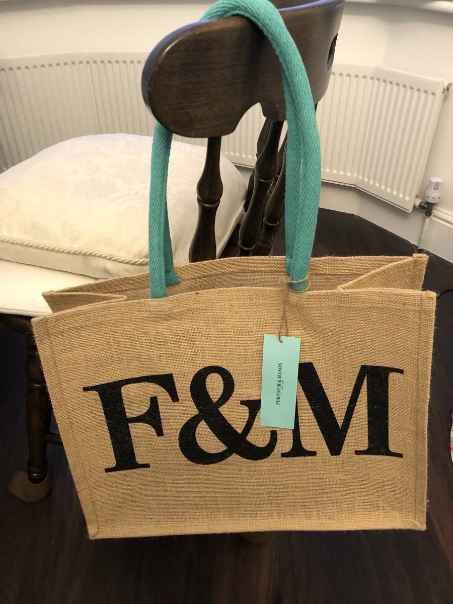 新品 イギリス ロンドン Fortnum Mason f m フォートナム メイソン エコバッグ スタンダード 新品 ショッピングバッグ の落札情報詳細 ヤフオク落札価格情報 オークフリー スマートフォン版