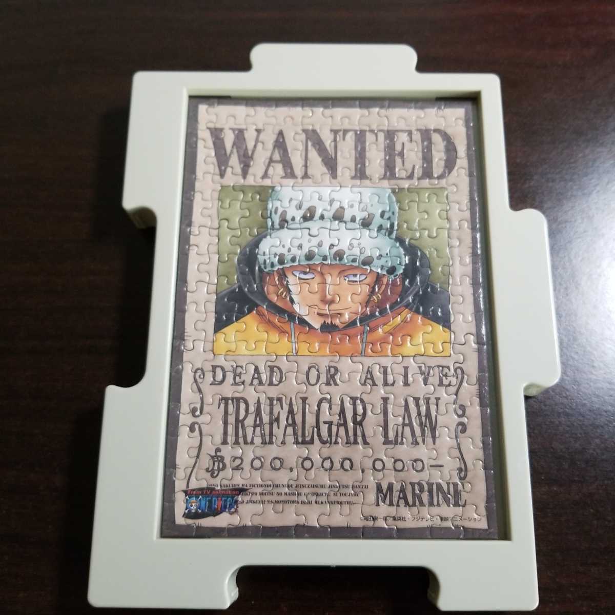 ワンピース 手配書 ミニパズル 枠付 トラファルガーロー 150ピース One Piece の落札情報詳細 ヤフオク落札価格情報 オークフリー スマートフォン版