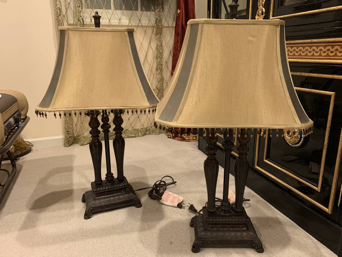 ペアテーブルランプ ☆Ashley Furniture アシュレイ家具 ☆ ゴシック  