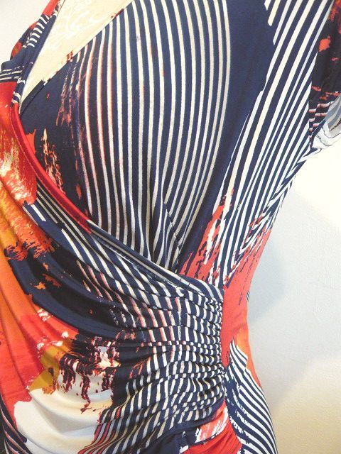 フランス製 Fifillesフィフィーユお洒落綺麗系カシュクール膝丈ワンピースｔ2ｍくらい朱赤白黒ページュ女子会旅行伸縮ジャージー素材 の落札情報詳細 ヤフオク落札価格情報 オークフリー スマートフォン版