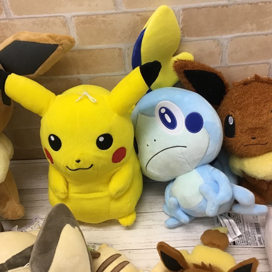 まとめ売り ポケットモンスター ぬいぐるみ 等身大メッソン ころりんフレンズ ピカチュウ ミュウ イーブイ 他 ポケモンセンター の落札情報詳細 ヤフオク落札価格情報 オークフリー スマートフォン版