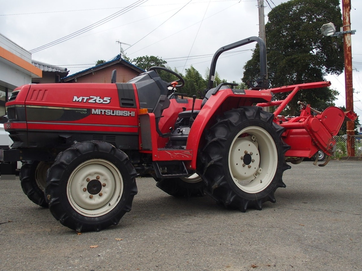 トラクター 16馬力 4wd 使用少程度良 三菱 mt1601