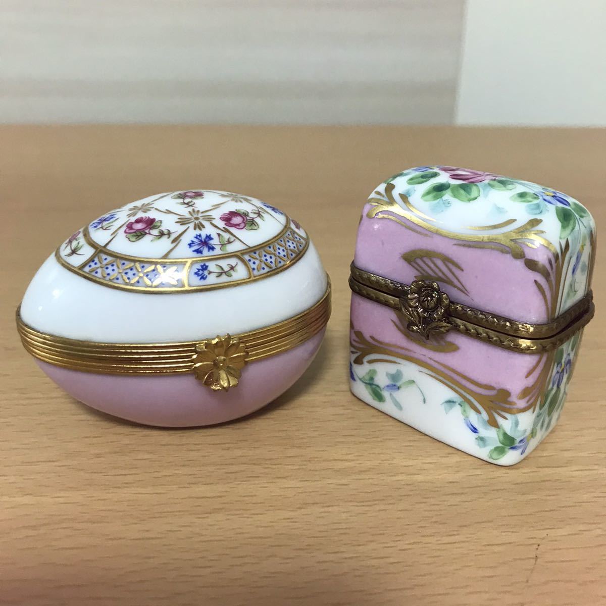 LIMOGES エッグ型香水瓶1個入れ