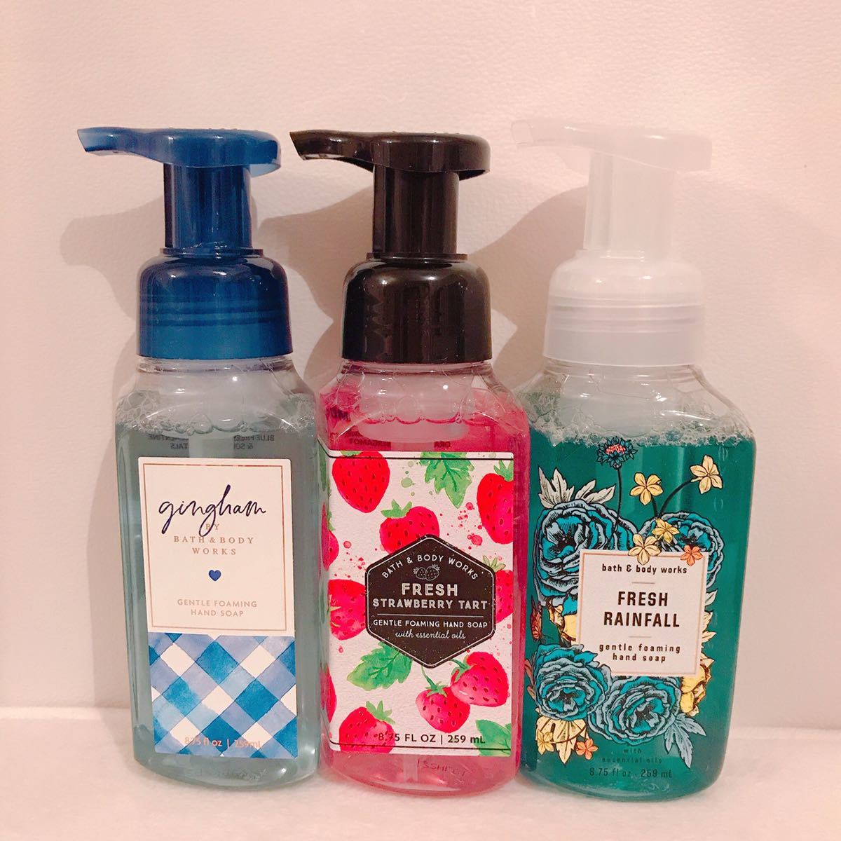新品 新品 泡 ハンドソープ 3本セット バスアンドボディワークス Bath Body Works w ギンガム 苺 Bath Body の落札情報詳細 ヤフオク落札価格情報 オークフリー スマートフォン版