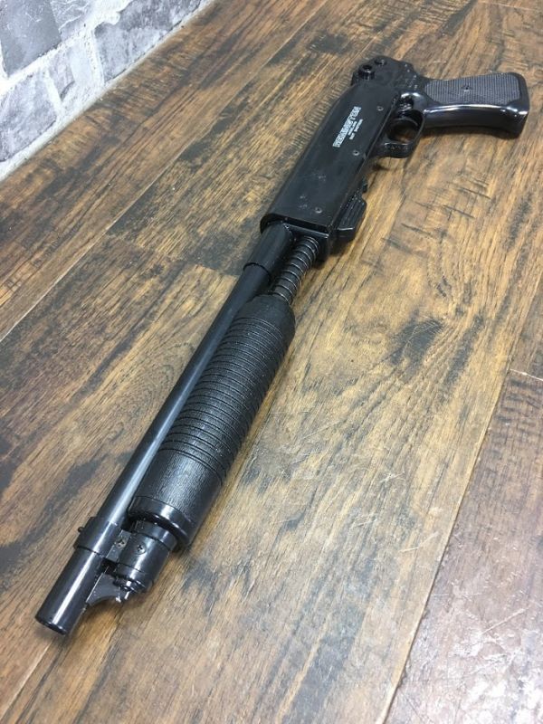 ヨネザワ 西部警察 レミントン ライアットショットガン 元箱 バッチ付