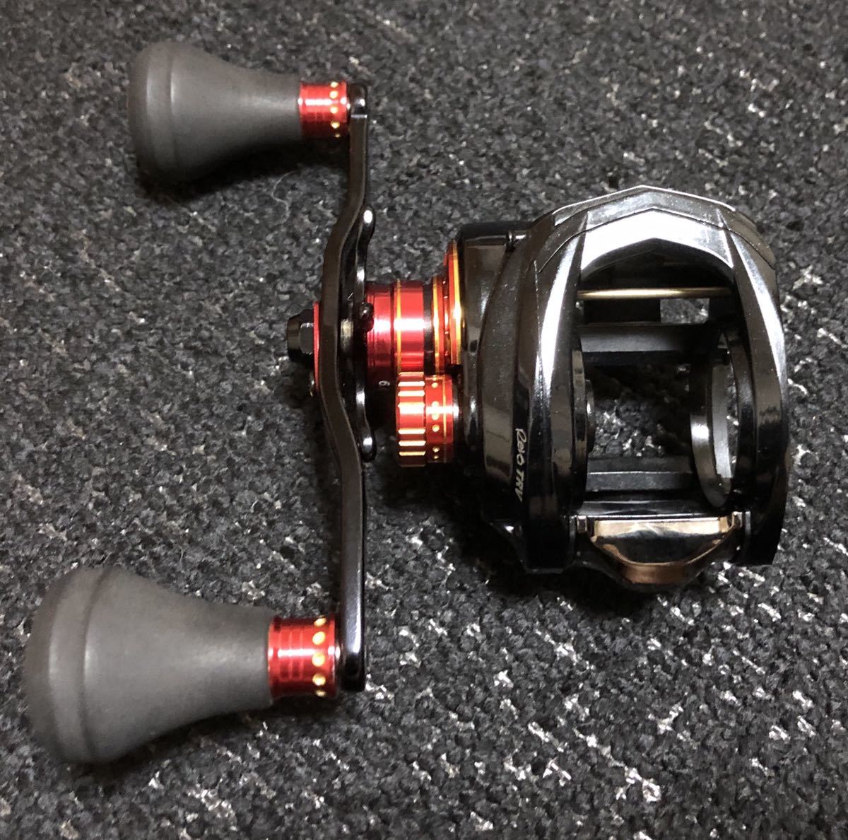 アブガルシア Abu Garcia Revo Trv L 左巻き パーツ取りに の落札情報詳細 ヤフオク落札価格情報 オークフリー スマートフォン版