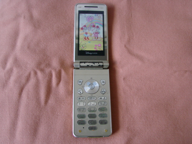 Softbank ソフトバンク Disney Mobile Dm001sh ディズニーモバイル の落札情報詳細 ヤフオク落札価格情報 オークフリー スマートフォン版
