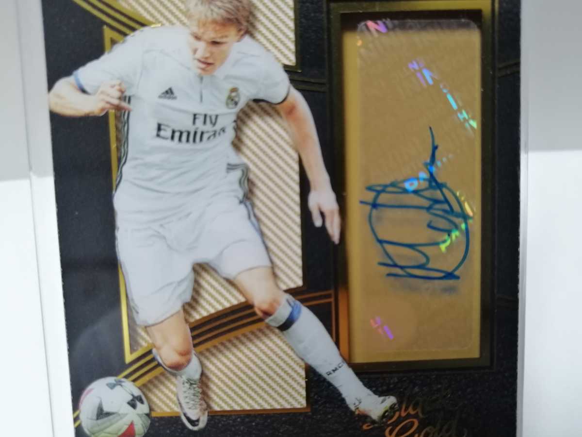 マルティン・ウーデゴール◇直筆サイン◇2016-17 PANINI BLACK GOLD