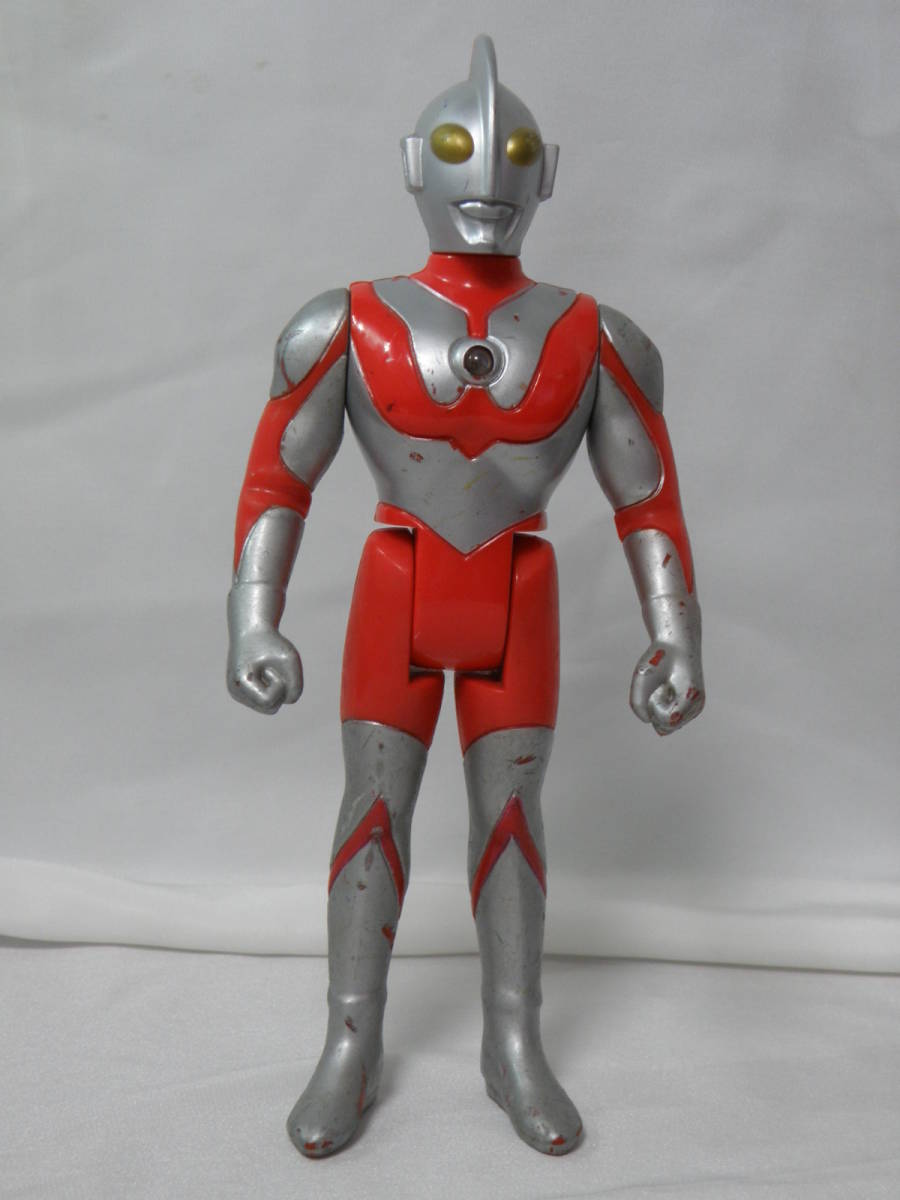 傷や汚れあり】《即決》 ウルトラマン 効果音付 フィギュア YUTAKA