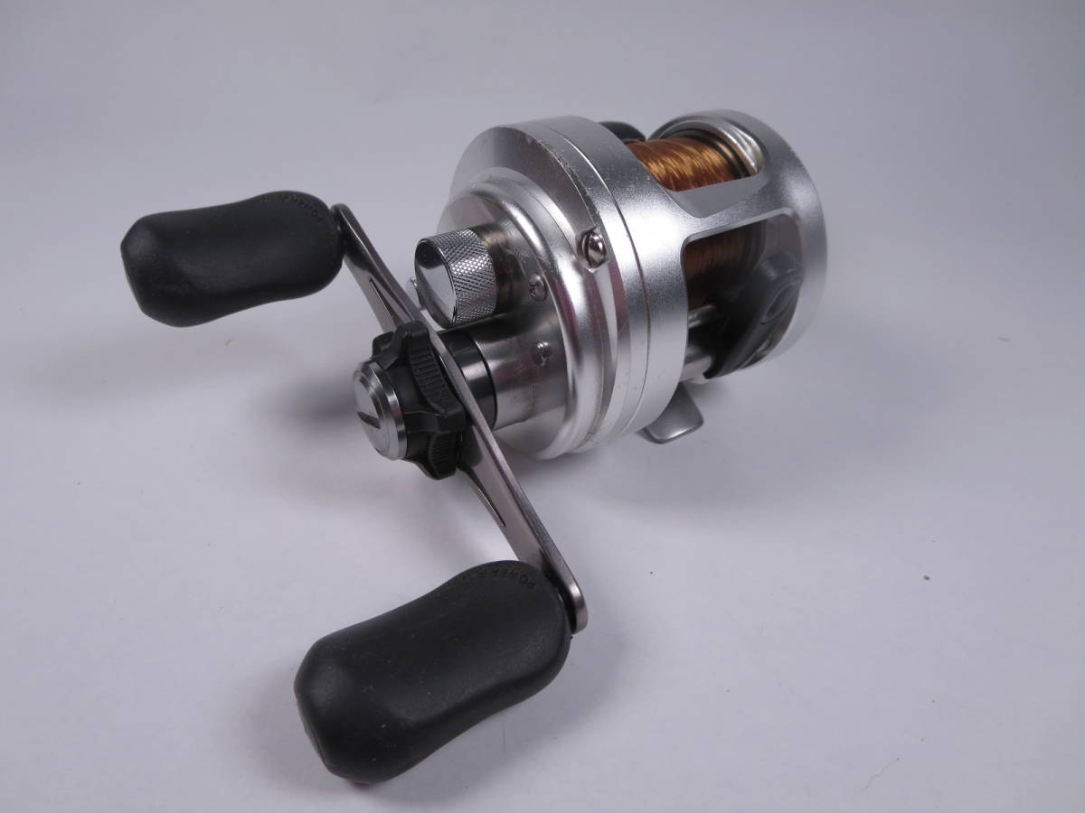 驛 シマノ 12 カルカッタ 100 右 ライトハンドル 日本製 SHIMANO