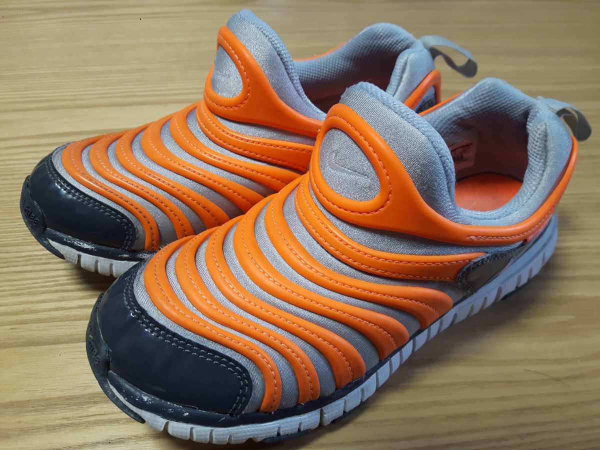 中古 21cm Nike ナイキ ダイナモフリー スニーカー キッズ ジュニア スリッポン 靴 シューズ 子供 男の子 の落札情報詳細 ヤフオク落札価格情報 オークフリー スマートフォン版