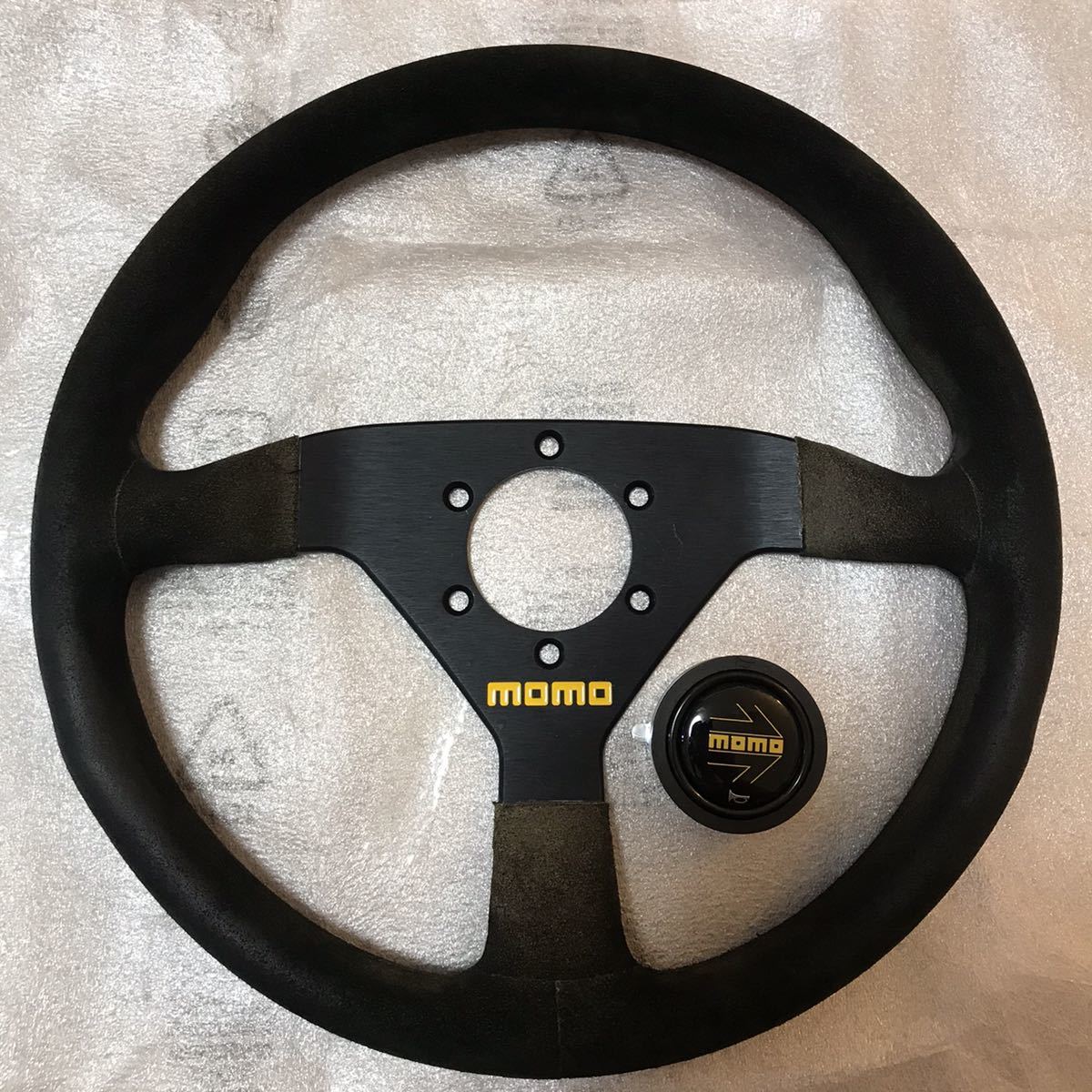 1円スタート Momo モモ ステアリング Mod78 ブラックスエード 3 中古 モモステ の落札情報詳細 ヤフオク落札価格情報 オークフリー スマートフォン版
