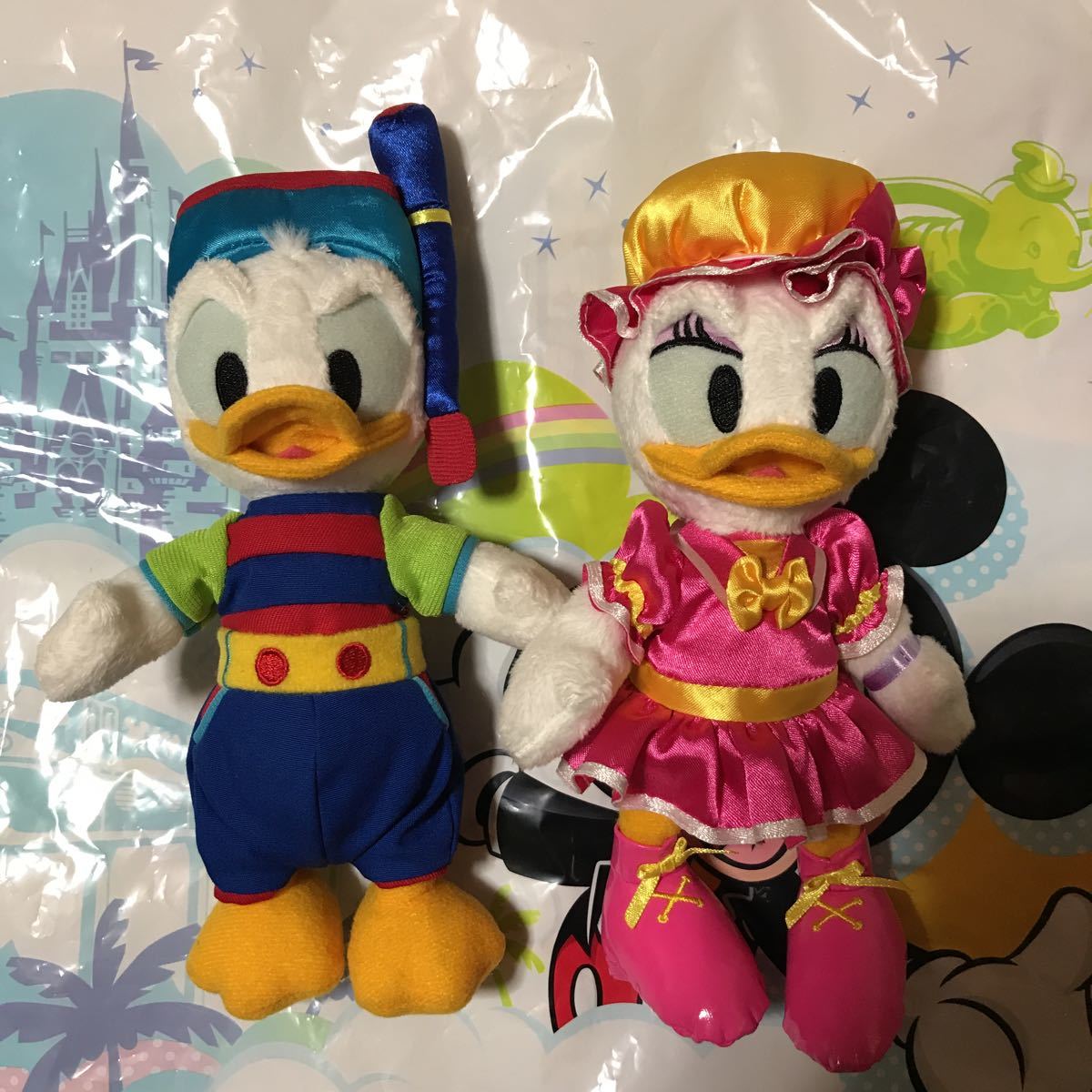 ディズニーシー 海底 ドナルド デイジー ぬいぐるみバッジ ぬいぐるみバッチ ぬいば ディズニー マーメイドラグーン マーメイド ペア の落札情報詳細 ヤフオク落札価格情報 オークフリー スマートフォン版