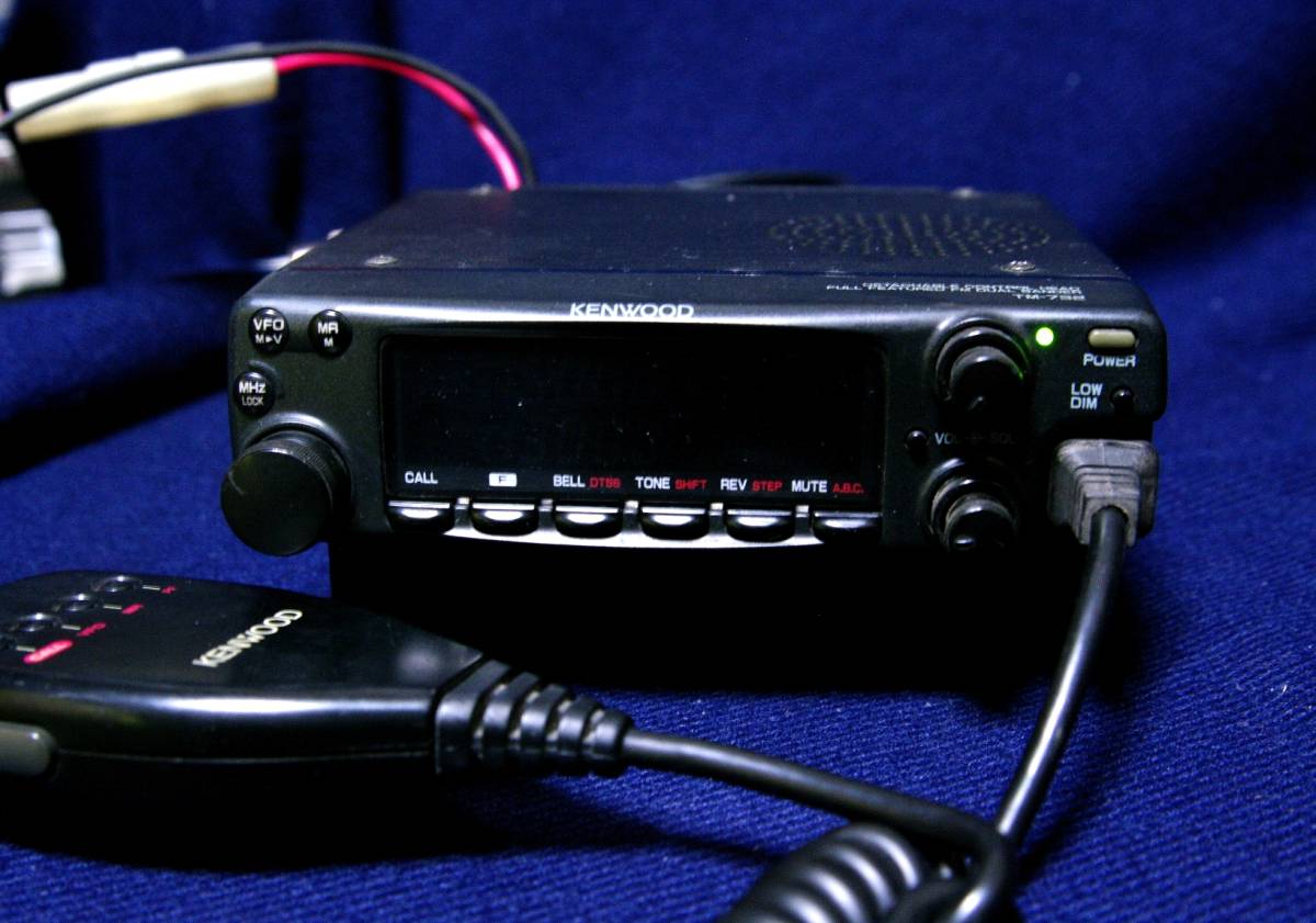 ケンウッド製 TM-732 145/430Mhz ( 10 w 追いつき ) 動作品