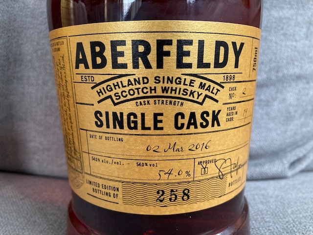 新品】ABERFELDY アバフェルディ 19年 シングルカスク 54.0% 750ml