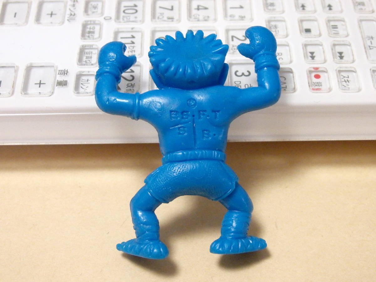 ドラゴンボール消しゴム　ヤムチャ　青色 ドラゴンボール消しゴム ヤムチャ 青色