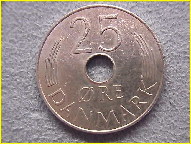 デンマーク 25オーレ硬貨/1984年】 旧硬貨/コイン/古銭/穴あきの落札