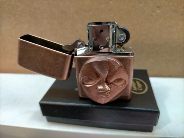 ZIPPO ジッポ 太陽の塔 現在の顔 カスタム 1941レプリカ ブラス
