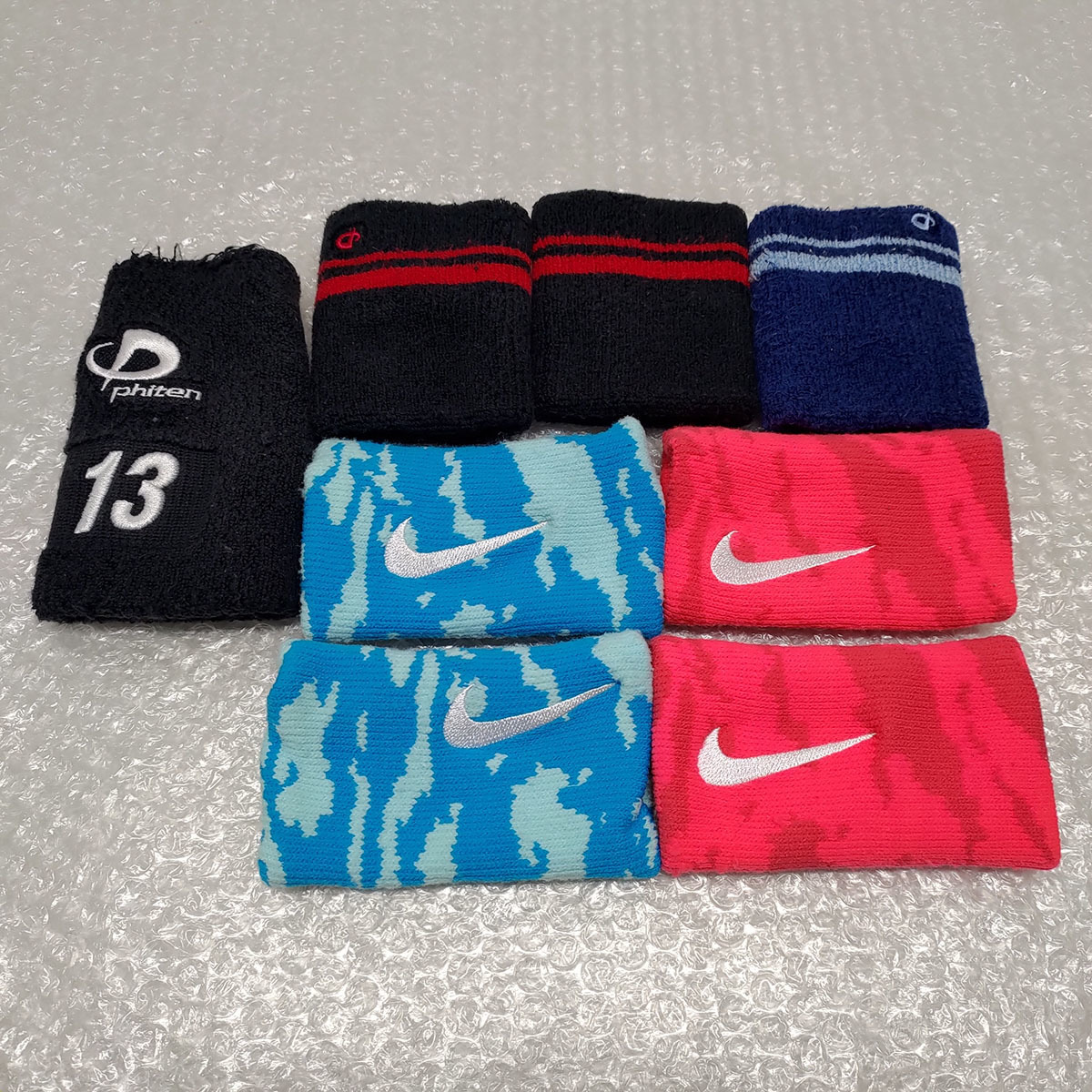 708d ファイテン ナイキ リストバンド 野球 5点 の落札情報詳細 ヤフオク落札価格情報 オークフリー スマートフォン版