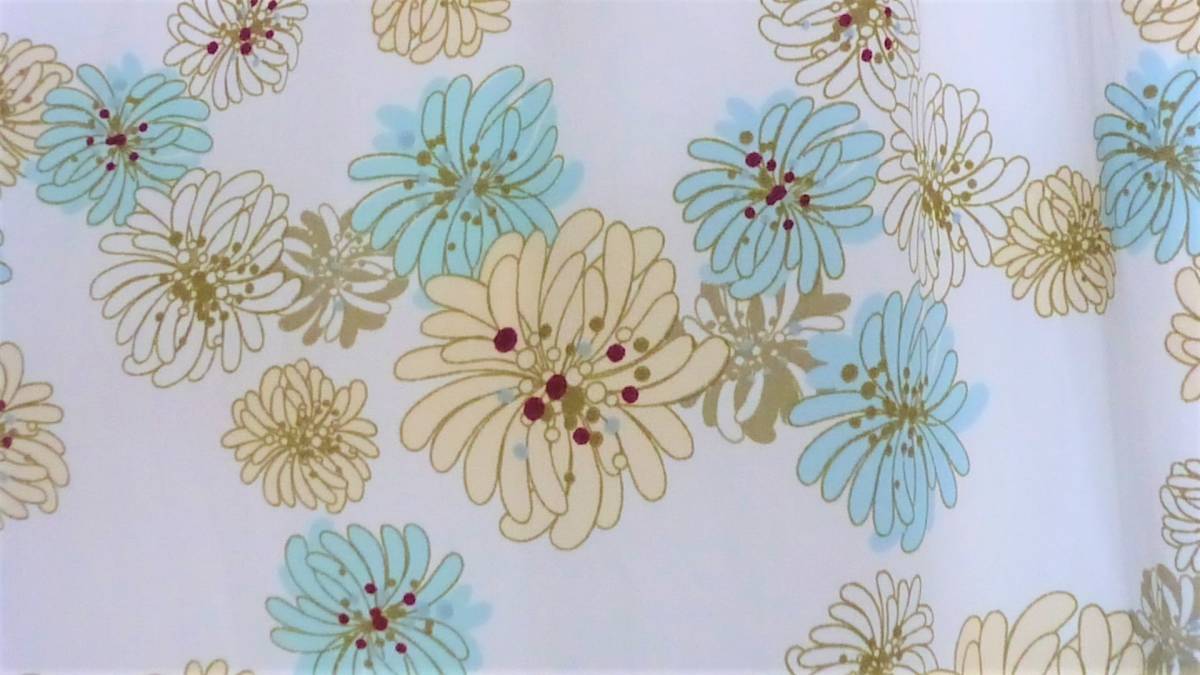 新品 ユニクロ Paul Joe 花柄ティアードスカート M 白 クリザンテーム ポール ジョー の落札情報詳細 ヤフオク落札価格情報 オークフリー スマートフォン版