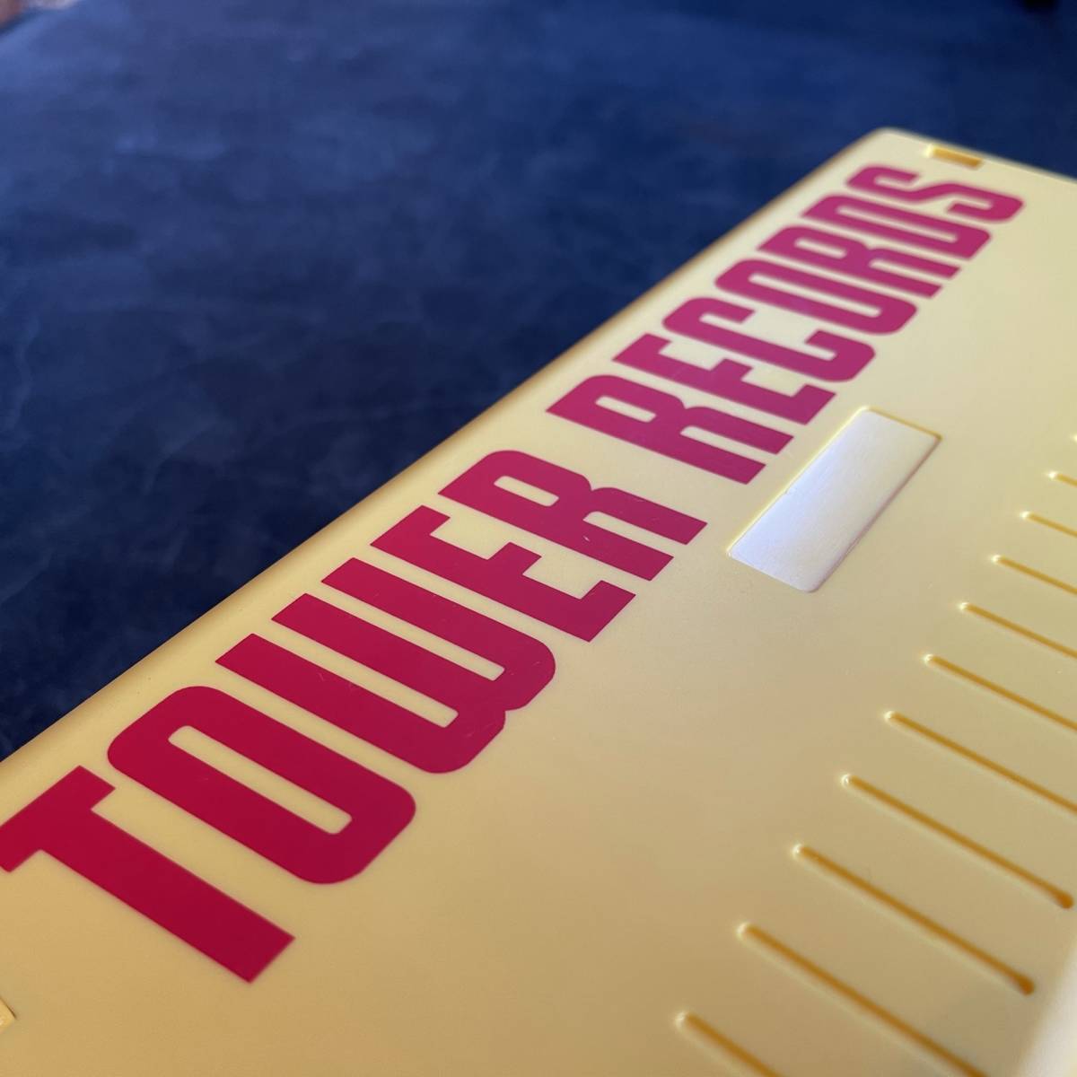 劇レア Tower Records 正規品 タワーレコード Cdケース Cdラック 20枚収納 中古良品 コレクション アンティーク 保管品 の落札情報詳細 ヤフオク落札価格情報 オークフリー スマートフォン版