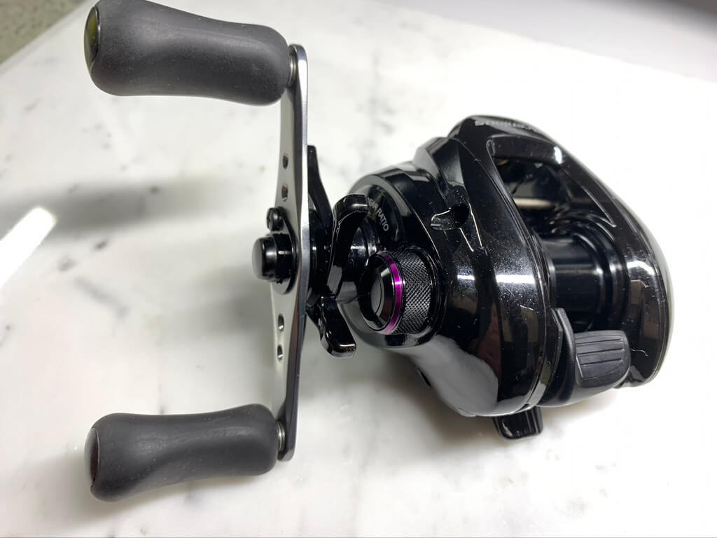 中古美品 シマノベイトリール 両軸 14 ブレニアス 左ハンドル ソルト の落札情報詳細 ヤフオク落札価格情報 オークフリー スマートフォン版