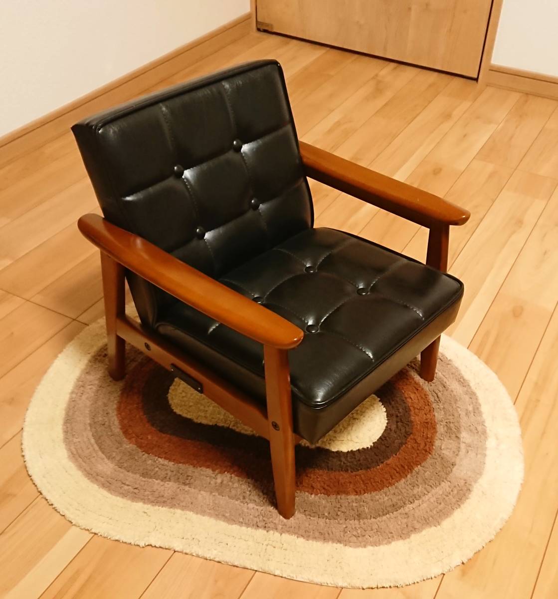 カリモク60】 カリモク60 Kチェアミニ スタンダードブラック 子供用